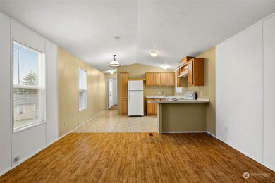 23823 100th Ave E unit 33, Graham, WA 98338 - photo 4