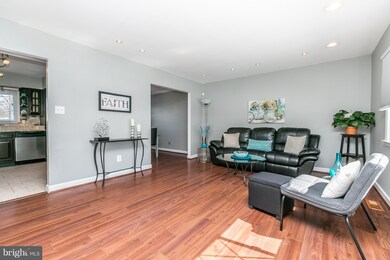 232 Glyndon Dr, Reisterstown, MD 21136 - photo 4