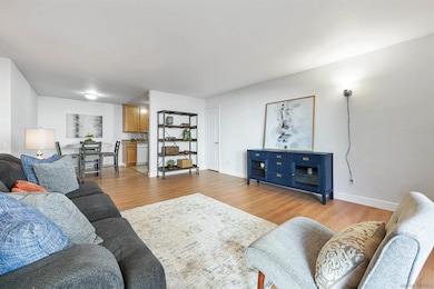 Lake Park Villa unit 11102, San Diego, CA 92115 - photo 6