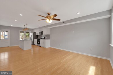 245 S Clinton St, Baltimore, MD 21224 - photo 4