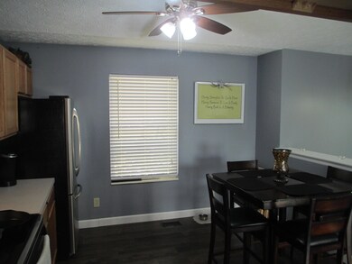 EATING AREA