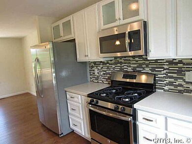 Kitchen Great, convenient with it all!