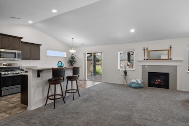 2471 NW Jackpine Ln, Redmond, OR 97756 - photo 6