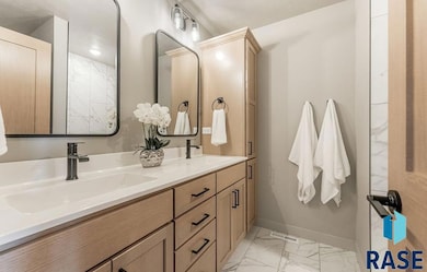 616 N Yankee Ave, Sioux Falls, SD 57110 - photo 6