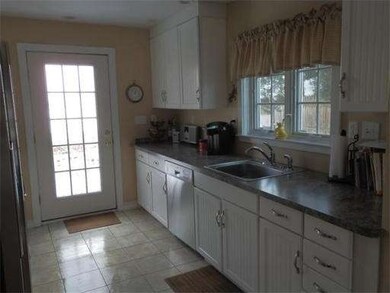 86 S Walnut St, Quincy, MA 02169 - photo 5