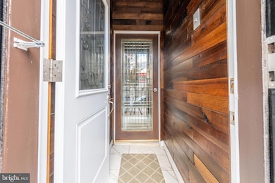 1037 Snyder Ave, Philadelphia, PA 19148 - photo 2