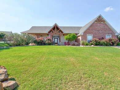 2210 Tanton Sound Ct, Granbury, TX 76049 - photo 2
