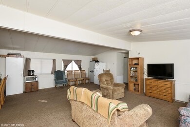 04_74N2650E_10001_LivingRoom_HiRes