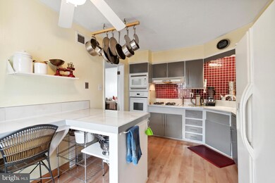 1244 Fitzwatertown Rd, Abington, PA 19001 - photo 7