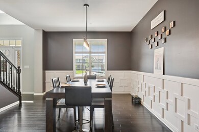 1990 Astor Ln, Addison, IL 60101 - photo 6