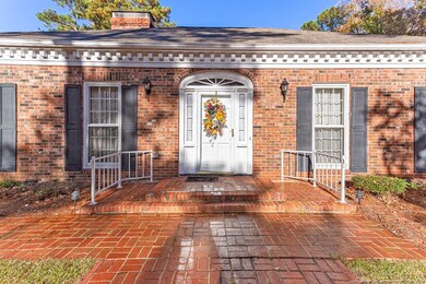 1121 Offshore Dr, Fayetteville, NC 28305 - photo 4