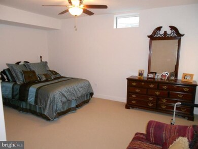 10789 Monocacy Way, Manassas, VA 20112 - photo 5