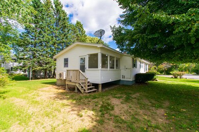 83 Holmes Street Rockland