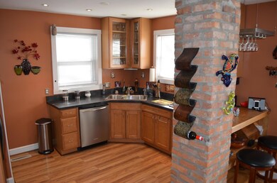 Kitchen 2