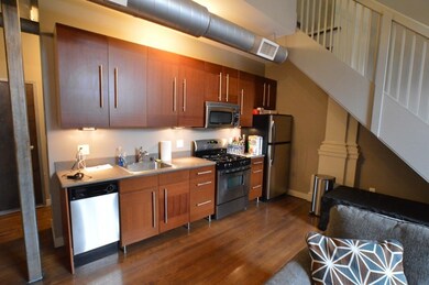 7 Crombie St unit 11, Salem, MA 01970 - photo 3