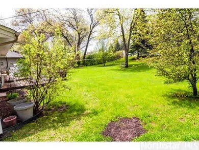 14327 Glenridge Rd, Minnetonka, MN 55345 - photo 4