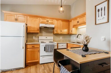 2507 Flint Dr, Wilmington, NC 28401 - photo 5