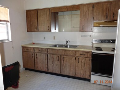 4570 Park St unit 2, Jacksonville, FL 32205 - photo 2