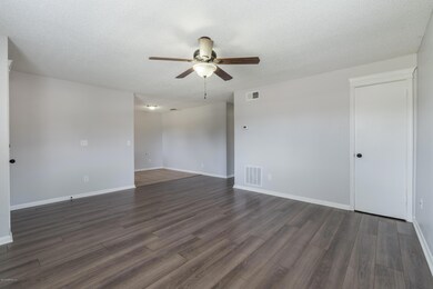 2675 Sandusky Ave E, Jacksonville, FL 32216 - photo 6