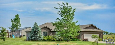 13086 126th Rd, Hoyt, KS 66440 - photo 2