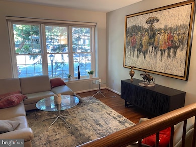 10803 Brewer House Rd, Rockville, MD 20852 - photo 6