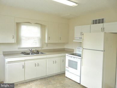 394 W Old Cross Rd, New Market, VA 22844 - photo 6