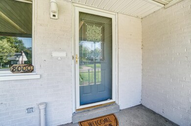 8000 Bobolink Dr, Cincinnati, OH 45224 - photo 3