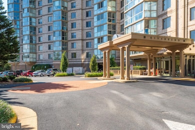 Riverbend at Lansdowne Woods unit 907, Leesburg, VA 20176 - photo 3