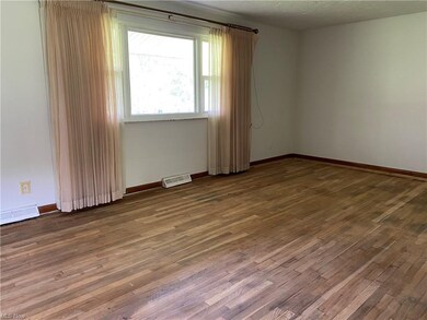 558 Crackel Rd, Aurora, OH 44202 - photo 4