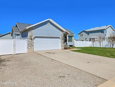 4854_W_Aerie_Hill_Dr%2c_West_Jordan%2c_U