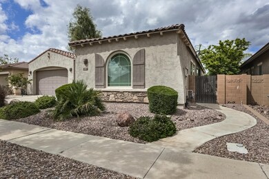 616 E La Costa Dr-3