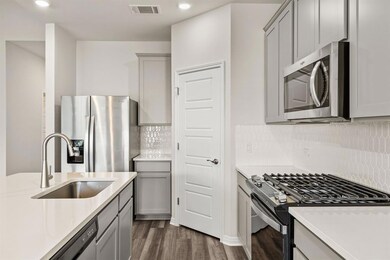 631 Wild Spur Ln, Liberty Hill, TX 78642 - photo 7