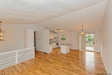 116 Hampton Ave, Rensselaer, NY 12144 - photo 2