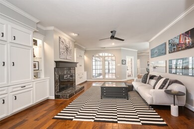 8031 Oakwood Trace, Houston, TX 77040 - photo 3