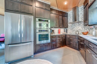 1531 Matlock Dr, Chapmansboro, TN 37035 - photo 7