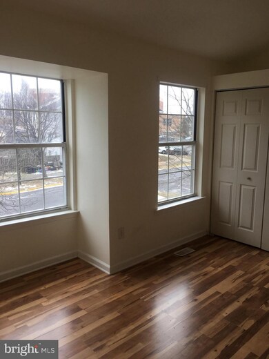 1628 Willowwood Ct, Hyattsville, MD 20785 - photo 6