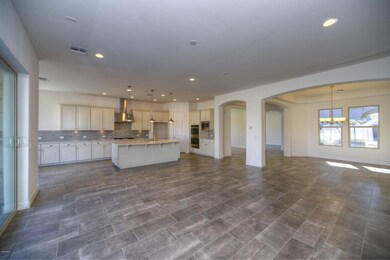 006_Living & Dining Room