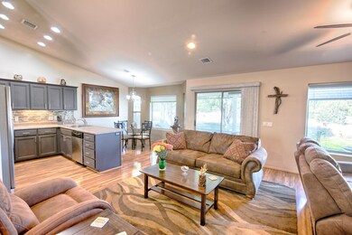 900 S Hunters Run, Show Low, AZ 85901 - photo 4