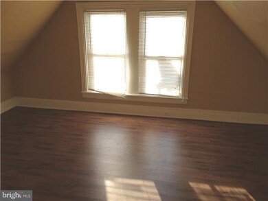 25 Main St unit 3, Darby, PA 19023 - photo 7