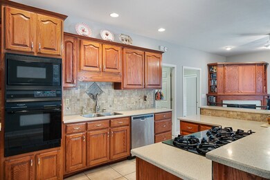 2357 Bell Rd, Crossville, TN 38571 - photo 6