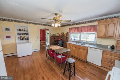 2197 Mauzy Rd, Berkeley Springs, WV 25411 - photo 6