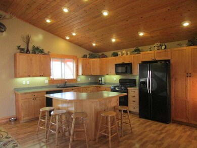 Island and Kitchen