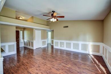family room 2