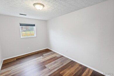 232 Sherwood Dr, Glen Carbon, IL 62034 - photo 6