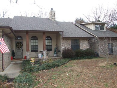 2127 Lacy Dr, Fayetteville, AR 72701 - photo 2