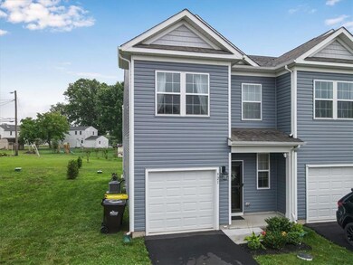 921 Still Waters, Pennsburg, PA 18073 - photo 4