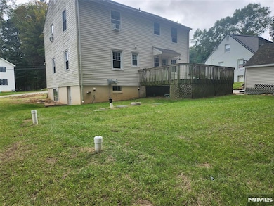 11 Cottage Ln unit 1, Upper Saddle River, NJ 07458 - photo 3