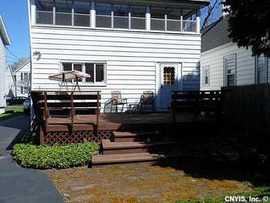 Deck.