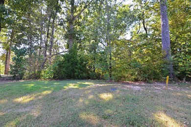 7900 Giorgio Cir, Ooltewah, TN 37363 - photo 2