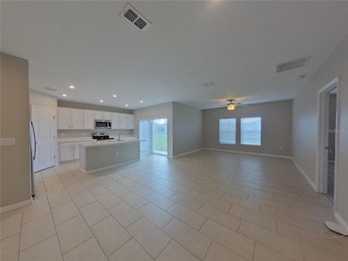 unlisted-address, Kissimmee, FL 34758 - photo 3